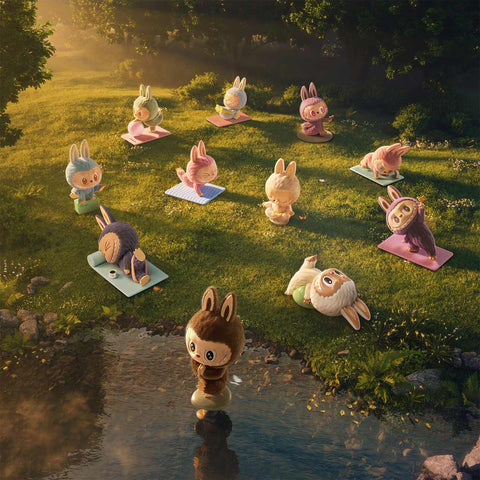 Figurines de la série Lazy Yoga des MONSTRES